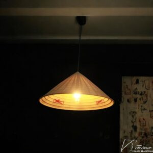 Lustre chapeau conique vietnamien